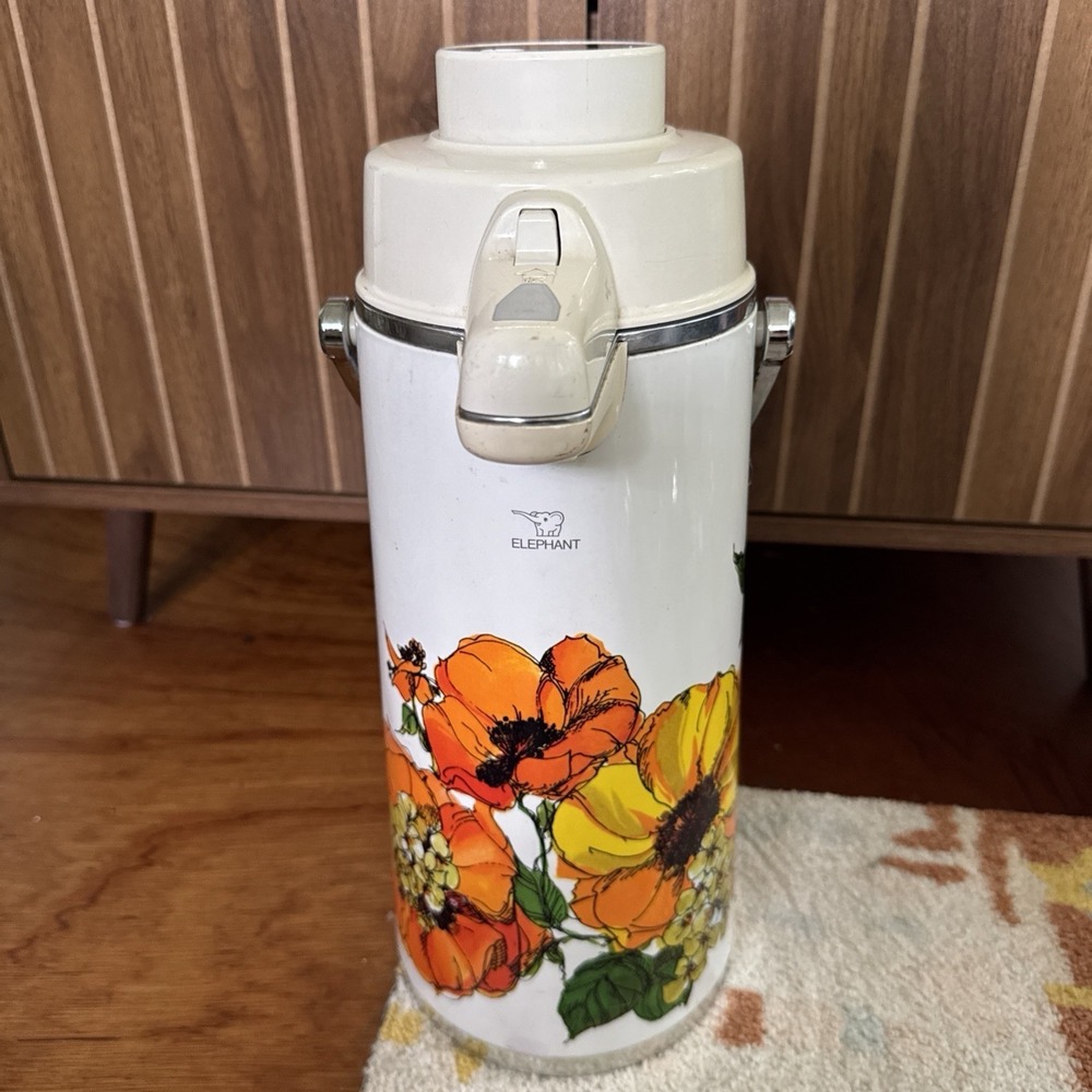 Vintage Zojirushi Vacuum Bottle Beverage Dispenser 2.23 Liter SE-2200